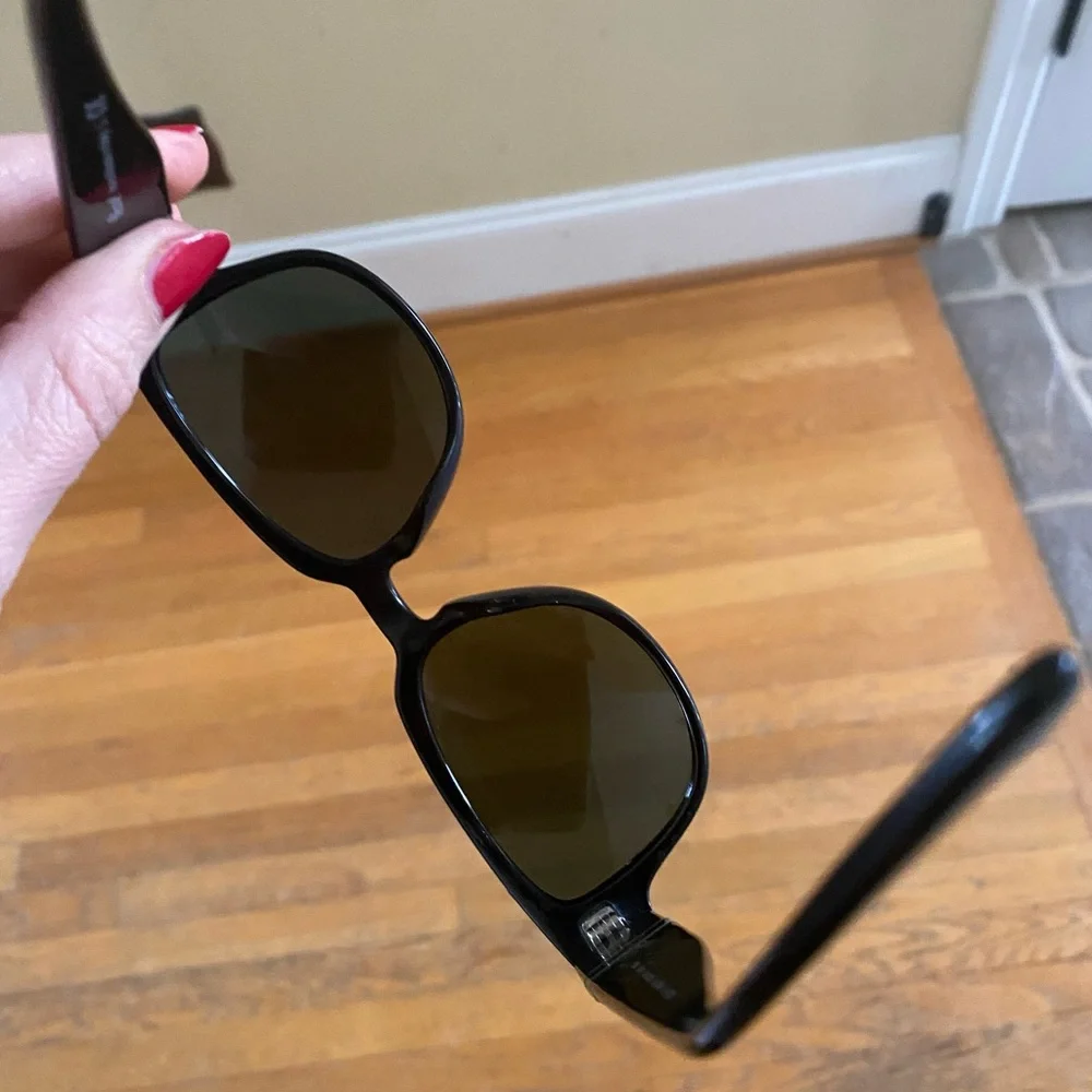 Brand new Persol 3231-s